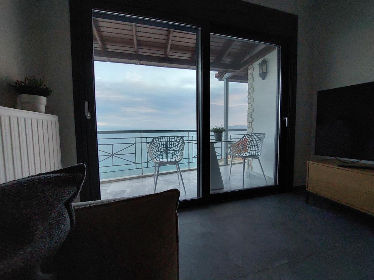 Christellie Luxury Apartment Κιάτο Εξωτερικό φωτογραφία
